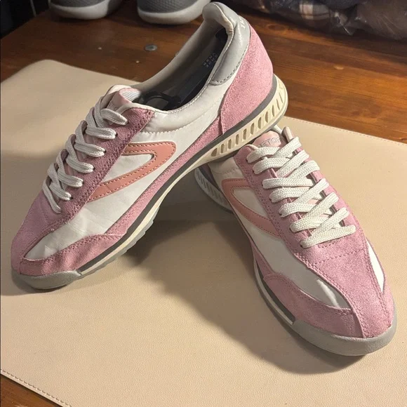 Tretorn “Custom”Pink Suede & White Leather Women's Sneakers - Picture 2 of 10